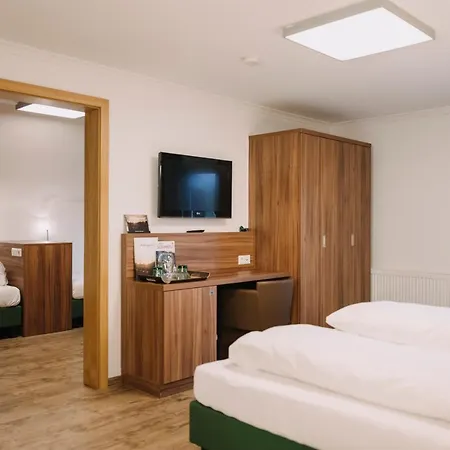 Aichingerwirt מלון 3*