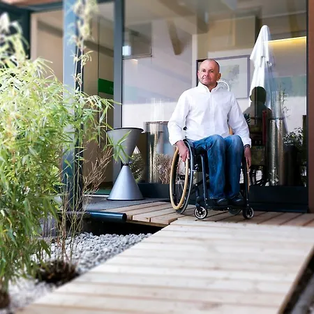 Aichingerwirt מונדסי