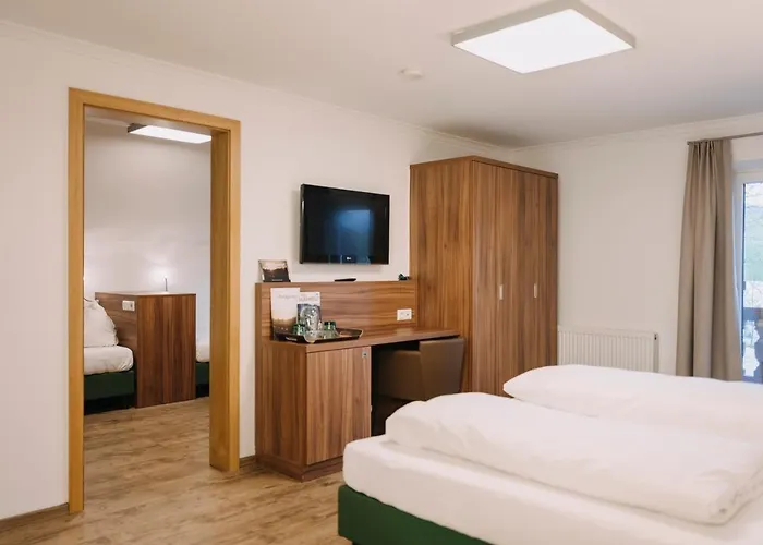 Aichingerwirt Отель 3*