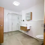 Aichingerwirt 3* モントゼー